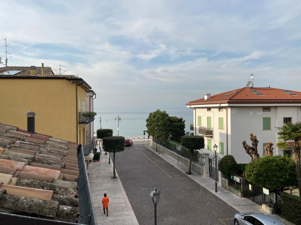 Lucia Holiday Apartments Lazise Bagian luar foto