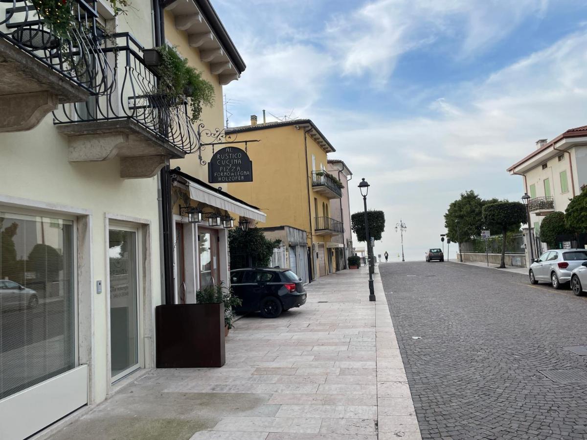 Lucia Holiday Apartments Lazise Bagian luar foto